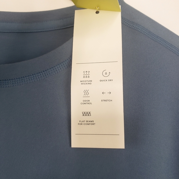 *3/$25 NWT Mens Long Sleeve Performance T-Shirt Large - Picture 10 of 13